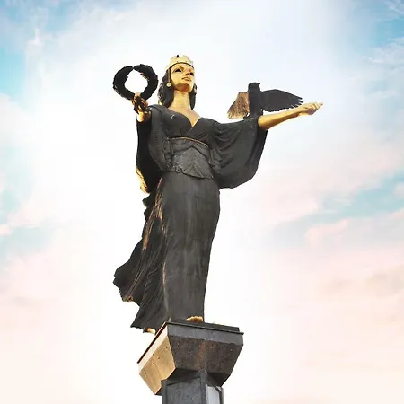 Ayki - Historic Centre Апартамент