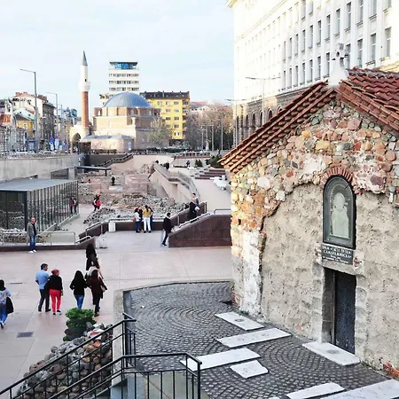 Ayki - Historic Centre Апартамент София